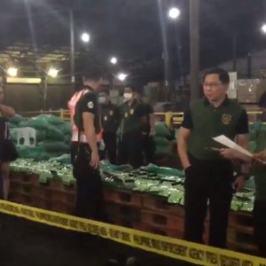 Filipino customs find nearly 300kg of drugs on a ship coming from Ho Chi Minh City