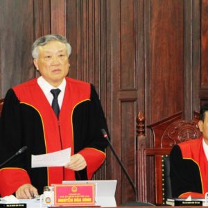 Cần sớm ” minh oan ” cho Chánh án Nguyễn Hòa Bình ( Ý kiến cán bộ cấp cao tại Hà Nội)