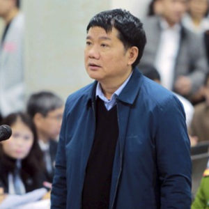 Đinh La Thăng hầu tòa, báo chí réo tiếp Nguyễn Văn Thể
