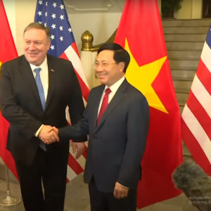 Hoa Kỳ tiếp tục mạnh tay với Trung Quốc, Việt Nam được lợi gì?