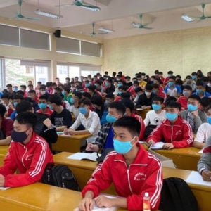 Contradictory assessments of Vietnamese education in the past 5 years by international experts