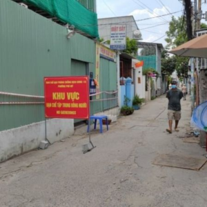 People in blocked areas in Ho Chi Minh City cry for help