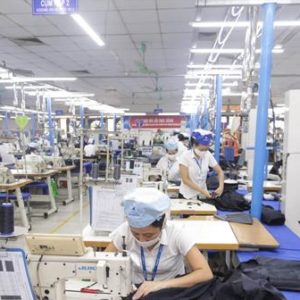 ADB lowers Vietnam’s economic growth forecast for third time