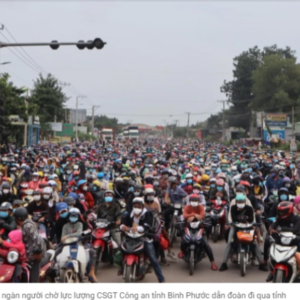 Vietnam/Covid-19 pandemic: Tens of thousands of people continue to leave economic centers to return home