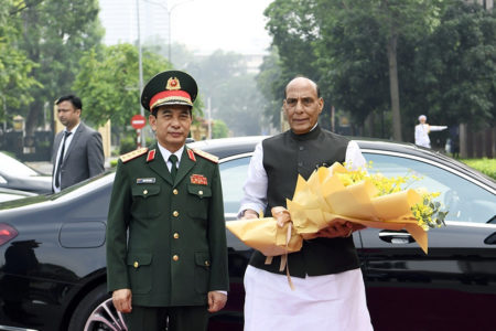Vietnam – India strengthen defense ties to cope with pressure from China