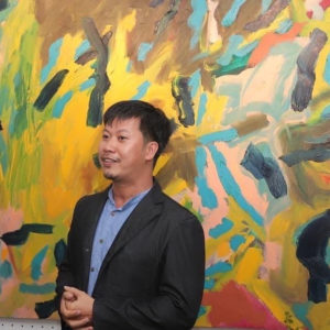 Painter fined for unregistered exhibition requested to destroy paintings