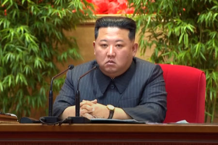 Kim Jong-un cảnh báo phương Tây phải đối mặt với ‘cuộc đối đầu hạt nhân toàn diện’ khi các cuộc tập trận chiến tranh của Mỹ đẩy căng thẳng đến ‘lằn ranh cực đỏ’
