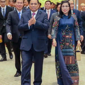 Vietnamese Prime Minister Chinh shows his wife amid rumors related to Nguyen Thi Thanh Nhan