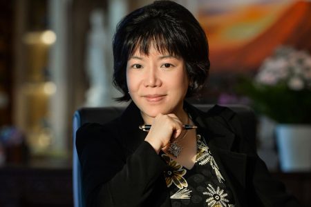 “Super broker” Nguyen Thi Thanh Nhan has super power connecting with provincial officials