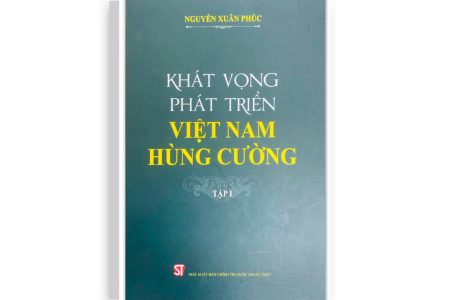 Following former Minister Truong Minh Tuan, tainted former State President Nguyen Xuan Phuc writes books