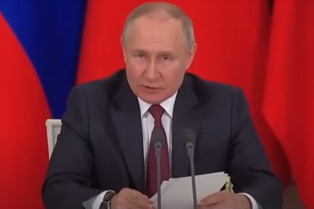 Putin xấu xa sử dụng công nghệ Mỹ để đàn áp các cuộc biểu tình khi bạo chúa muốn dập tắt phe đối lập Nga