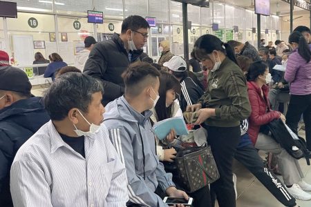Expert: Vietnam needs to change institutions to escape middle-income trap