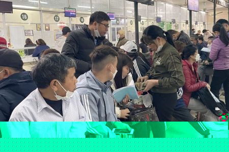 Expert: Vietnam needs to change institutions to escape middle-income trap