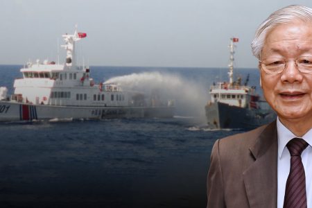 Biển Đông căng thẳng khi tàu Trung Quốc và Việt Nam đối đầu