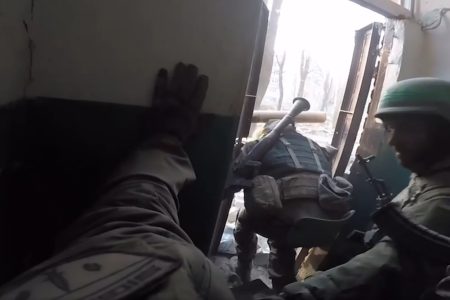 Cuộc phản công của Ukraine đã bắt đầu, biên giới Nga bị đe dọa và quân đội siết chặt Bakhmut
