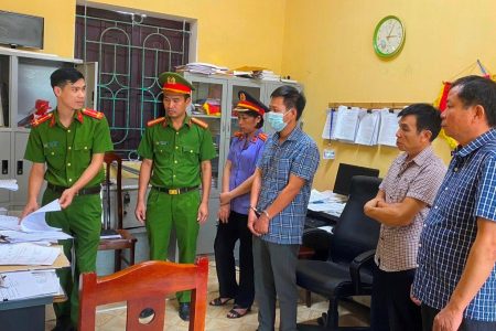 Officials “eat everything from the people” even in policy for martyrs