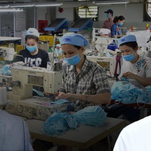 Dệt may – một trong các ngành mũi nhọn của nền kinh tế Việt Nam đang rơi tự do