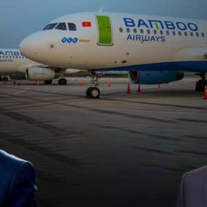 Hãng hàng không Bamboo Airways tiếp tục gặp khó khăn khi bị phong tỏa tài khoản do nợ thuế