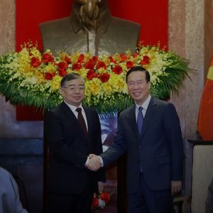 Trưởng ban Tuyên truyền của Trung Quốc thăm VN giữa tin đồn về sức khoẻ của ông Tổng