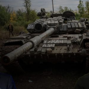Nghiên cứu: Nga tân trang xe tăng cũ sau khi mất 3.000 chiếc ở Ukraine