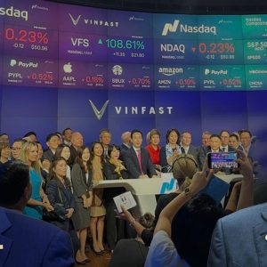 Sau hơn 7 tháng chào sàn Nasdaq, giá cổ phiếu VFS của VinFast đang rớt thê thảm chưa từng thấy