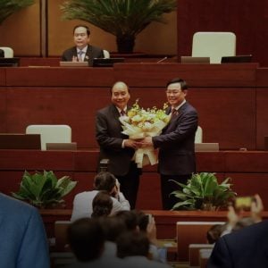 Bảy Phúc “họa vô đơn chí”, khi cha đẻ vừa qua đời, lại rộ tin đồn sắp bị khởi tố, bắt giam