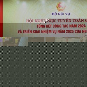 Vì sao mục tiêu “tinh gọn bộ máy” của Tổng Bí thư rút xuống chỉ còn 30% theo dự kiến?