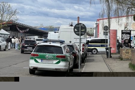 Schwarzarbeit im Dong-Xuan-Center