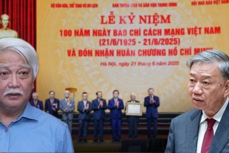 Khi đối đầu với các “ông chủ”, Tổng bí thư tuyên bố không bao giờ từ bỏ vũ khí!