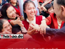 Mở cửa cho quan, đóng cửa của dân!