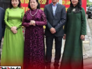 TÔ LÂM HAY THÍCH VINH DANH CẢ GIA ĐÌNH TRƯỚC CÔNG CHÚNG
