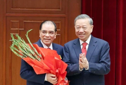 Dấu ấn của Nông Đức Mạnh nằm ở việc không chặn cải cách.